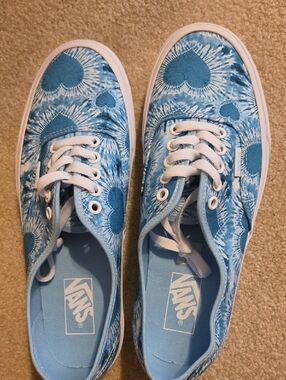 Vans Light Blue Tie-Dye Heart Print Canvas Sneakers